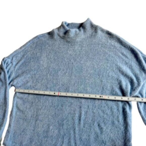 Sanctuary | NWT Light Blue Fluffy Balloon Sleeve Soft Sweater Size Large - Picture 5 of 7